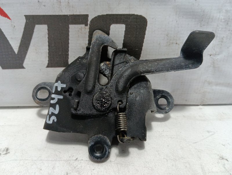 замок капота TOYOTA NOAH ZRR70W 3ZR-FE 2007-2010 494893