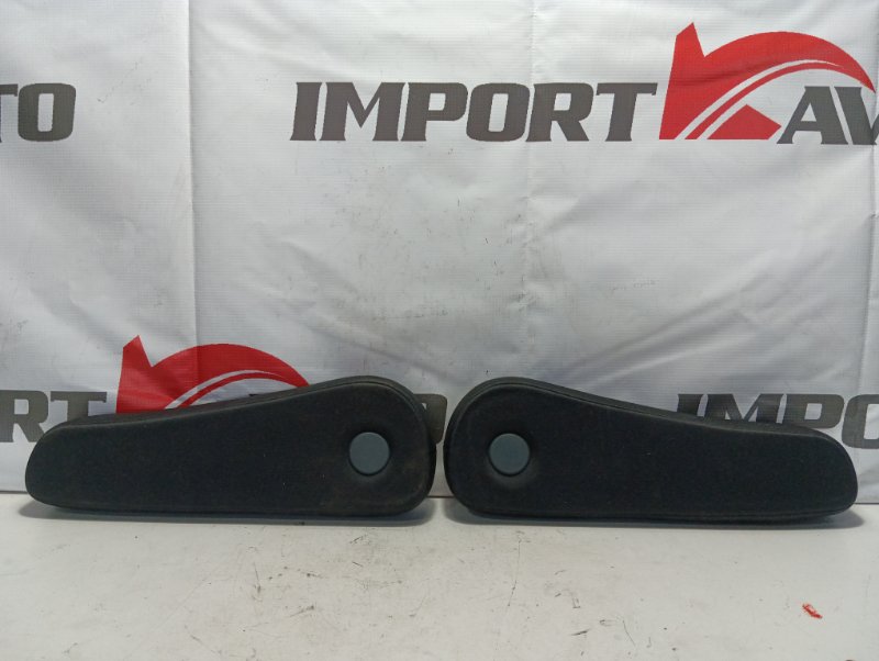 подлокотник TOYOTA NOAH ZRR70W 3ZR-FE 2007-2010 передний 494894