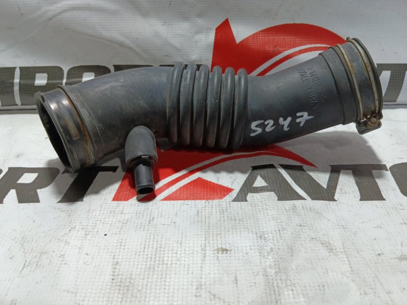 гофра воздушного фильтра TOYOTA NOAH ZRR70W 3ZR-FE 2007-2010 495808