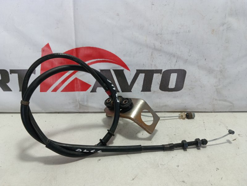 тросик газа TOYOTA LAND CRUISER UZJ100W 2UZ-FE 1998-2002 496094