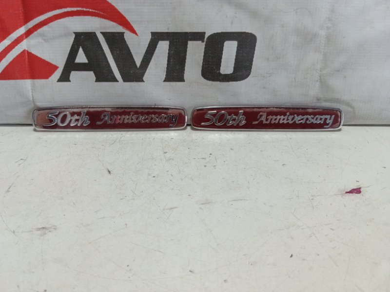 эмблема TOYOTA LAND CRUISER UZJ100W 2UZ-FE 1998-2002 496511