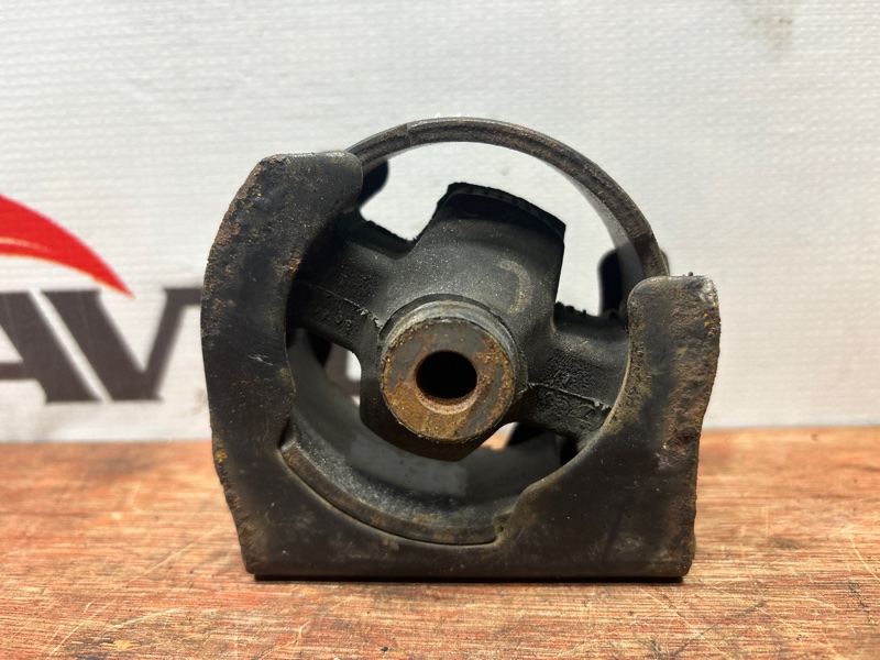 подушка двигателя TOYOTA COROLLA RUNX NZE124 1NZ-FE 2001-2002 передний 496590