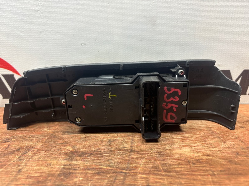 блок управления стеклоподъемниками HONDA FIT GD1 L13A 2005-2007 передний правый 496702