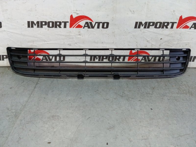 решетка бампера TOYOTA NOAH ZRR70W 3ZR-FE 2007-2010 498262