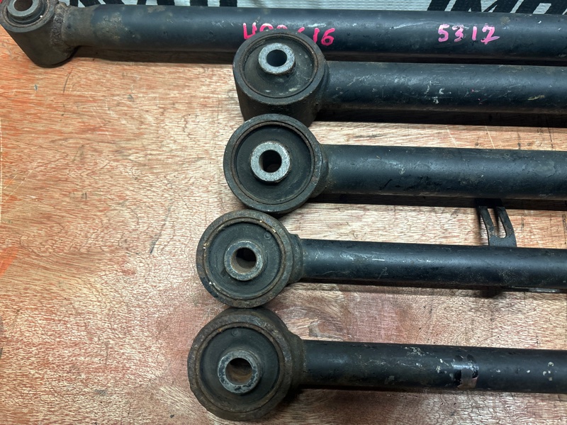 тяга подвески TOYOTA LAND CRUISER UZJ100W 2UZ-FE 1998-2002 задний 492616