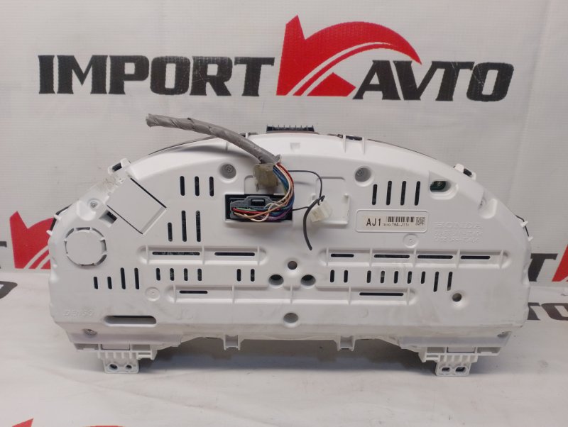 щиток приборов HONDA FIT GK3 L13B 2013-2015 501105