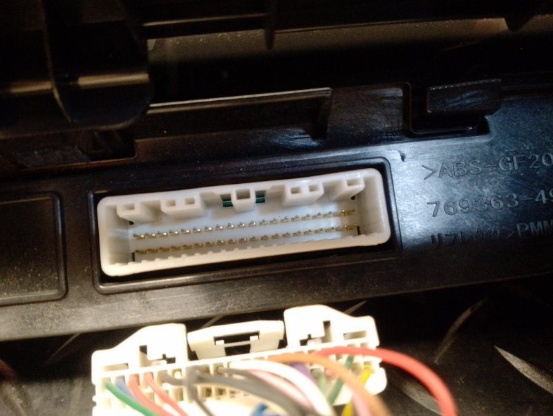 щиток приборов TOYOTA PRIUS ZVW30 2ZR-FXE 2009-2011 502049