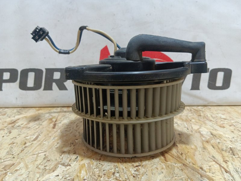 мотор печки TOYOTA LAND CRUISER UZJ100W 2UZ-FE 1998-2002 504147