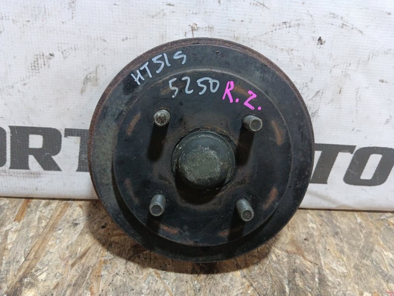 ступица SUZUKI SWIFT HT51S M13A 2003-2004 задний правый 506532