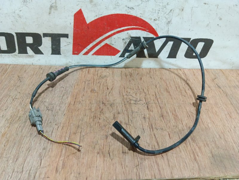 Датчик ABS NISSAN LAFESTA B30 MR20DE 2004-2007 передний левый 506802