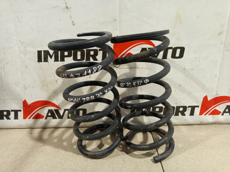 пружина TOYOTA NOAH ZRR70G 3ZR-FAE 2010-2013 задний 507168