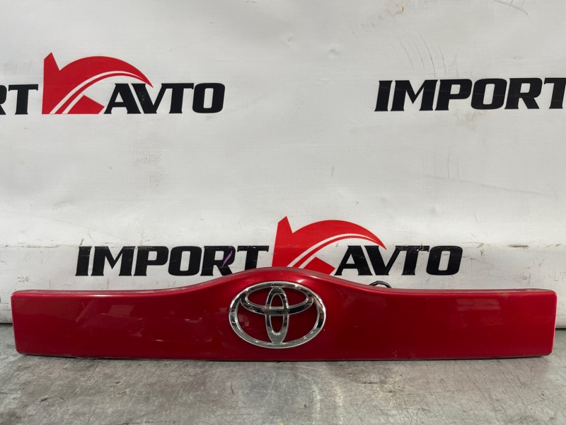 накладка на дверь багажника TOYOTA PRIUS NHW20 1NZ-FXE 2003-2005 507888