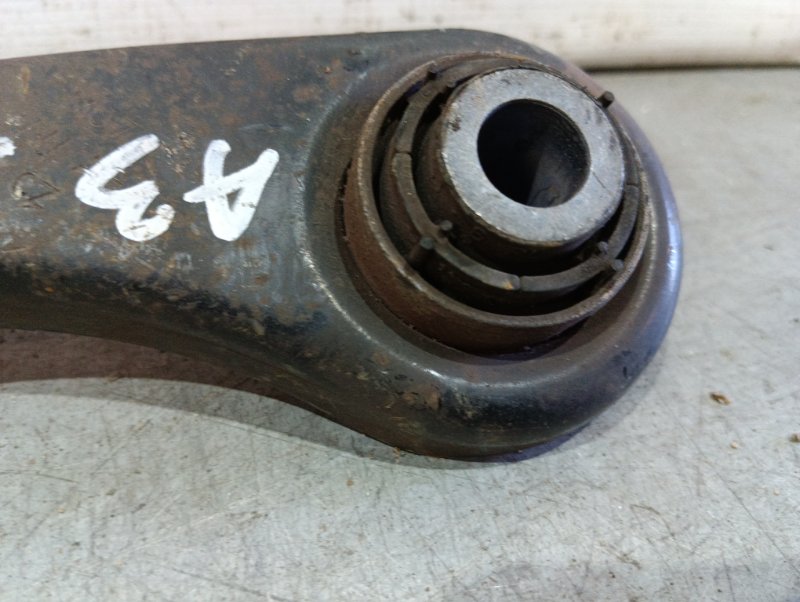 рычаг подвески AUDI A3 8PA AXW, BLR, BLX, BVY 2004-2008 511985