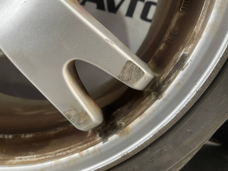 Диск Литой R15 / 5x100 j6.0 DIA54.1 К5636