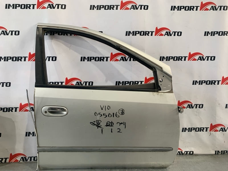 Дверь NISSAN TINO V10 QG18DE 1998-2003 передний правый 520768