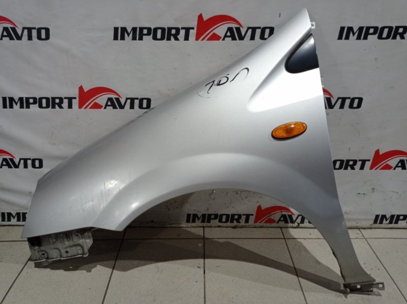 Крыло NISSAN TINO V10 QG18DE 1998-2003 передний левый 523022