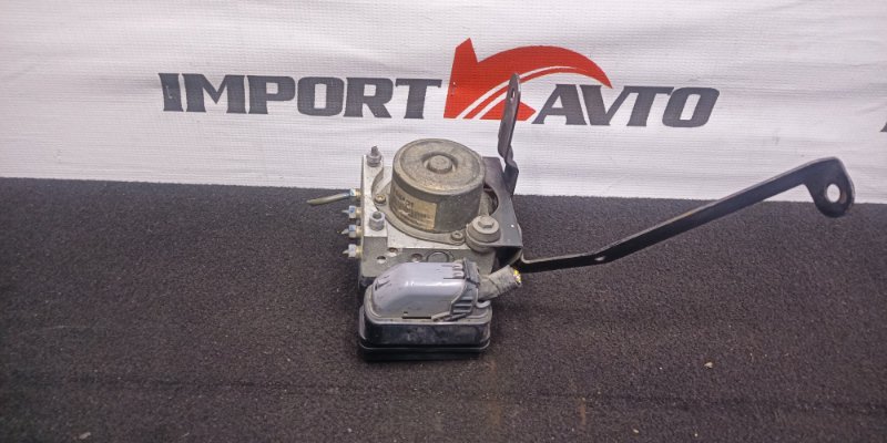 Блок ABS NISSAN LIBERTY RNM12 QR20DE 2001-2004 523520 Блок ABS NISSAN LIBERTY RNM12 QR20DE 2001-2004 523520