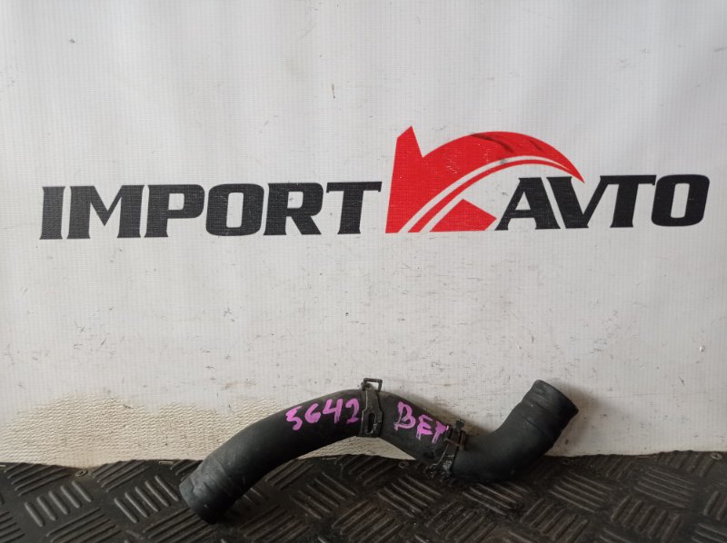 Патрубок радиатора NISSAN TINO V10 QG18DE 1998-2003 526151