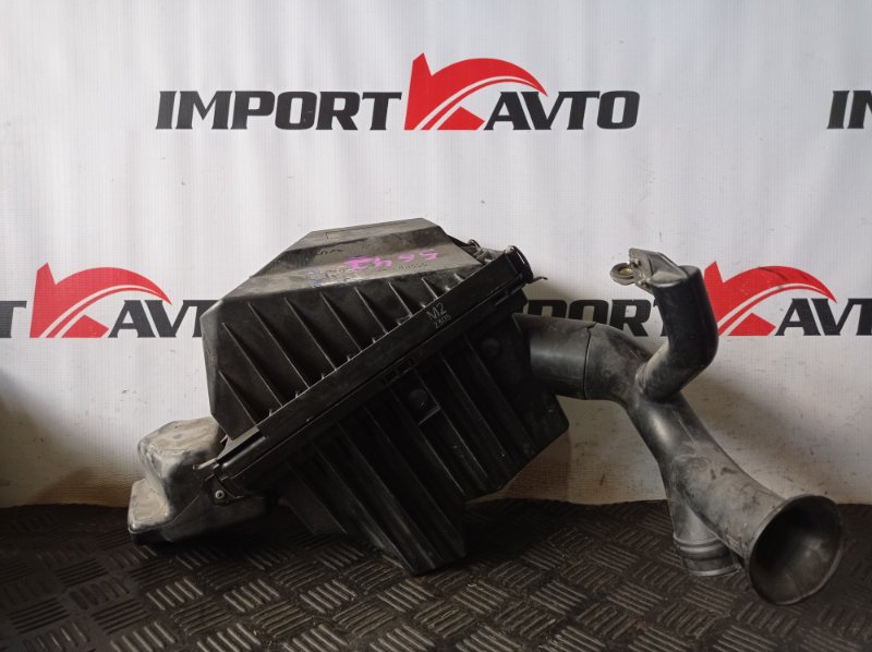 Корпус воздушного фильтра NISSAN TINO V10 QG18DE 1998-2003 526340