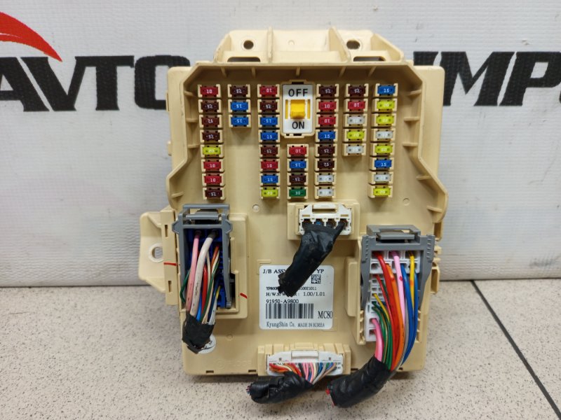 Блок предохранителей реле салонный KIA CARNIVAL YP D4HB 2014-2018 530884 Блок предохранителей реле салонный KIA CARNIVAL YP D4HB 2014-2018 530884