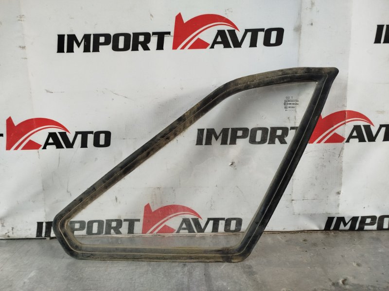 Стекло собачника LADA 2109 21090 21083 1991-2006 правый 531826