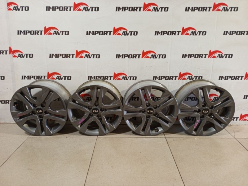 Диск Литой R17 / 5x114.3 j7.0 DIA67.1 К5931