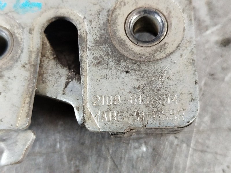 Замок двери LADA 2109 21090 21083 1991-2006 правый 532740