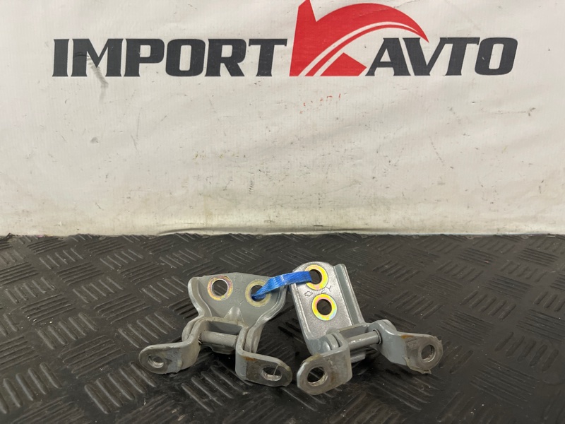 Петля двери NISSAN MARCH AK12 CR12DE 2002-2005 передний левый 541333