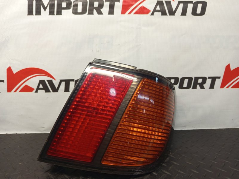 Стоп-сигнал NISSAN BASSARA JTU30 QR25DE 1999-2003 правый 549737 Стоп-сигнал NISSAN BASSARA JTU30 QR25DE 1999-2003 правый 549737