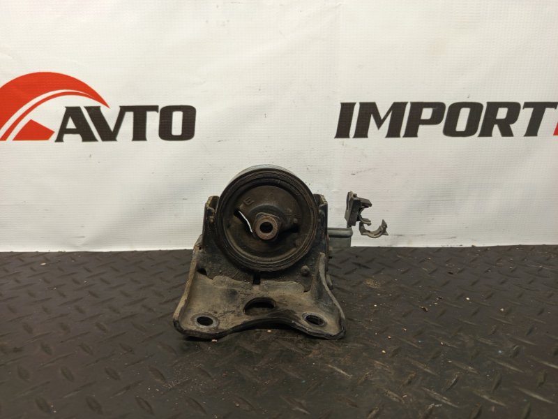 Подушка двигателя NISSAN BASSARA JTU30 QR25DE 1999-2003 левый 550171