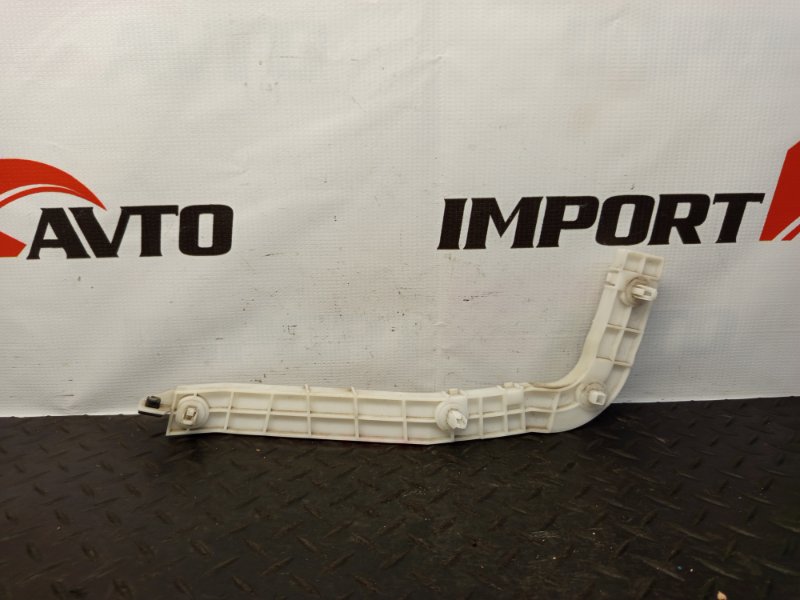 Крепление бампера SUZUKI ESCUDO TDA4W J24B 2008-2012 задний правый 550533