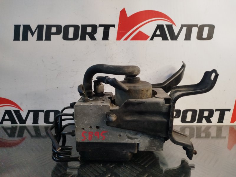 Блок ABS LEXUS RX300 MCU15L 1MZ-FE 2000-2003 555267 Блок ABS LEXUS RX300 MCU15L 1MZ-FE 2000-2003 555267
