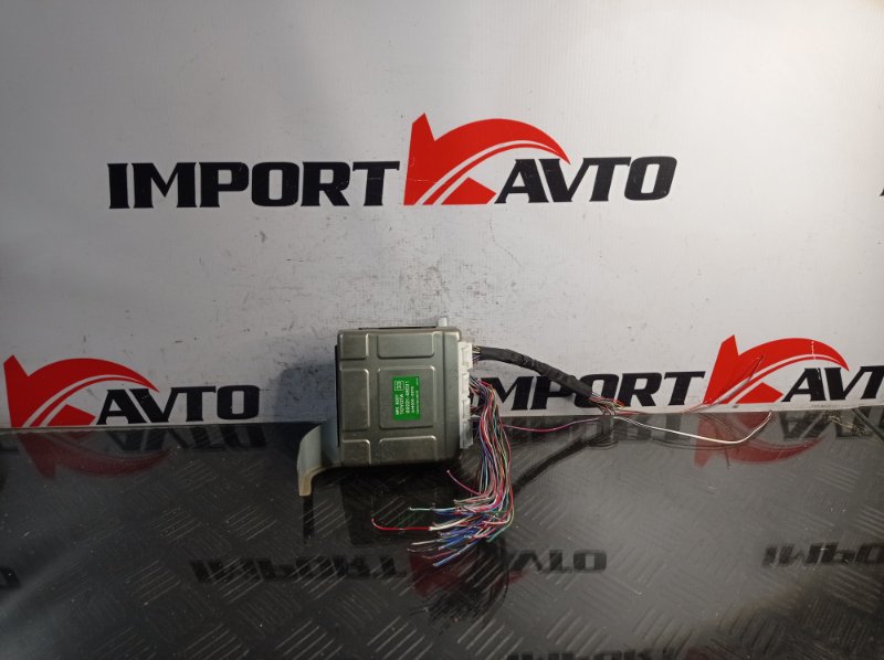 Блок комфорта LEXUS RX300 MCU15L 1MZ-FE 2000-2003 556137 Блок комфорта LEXUS RX300 MCU15L 1MZ-FE 2000-2003 556137