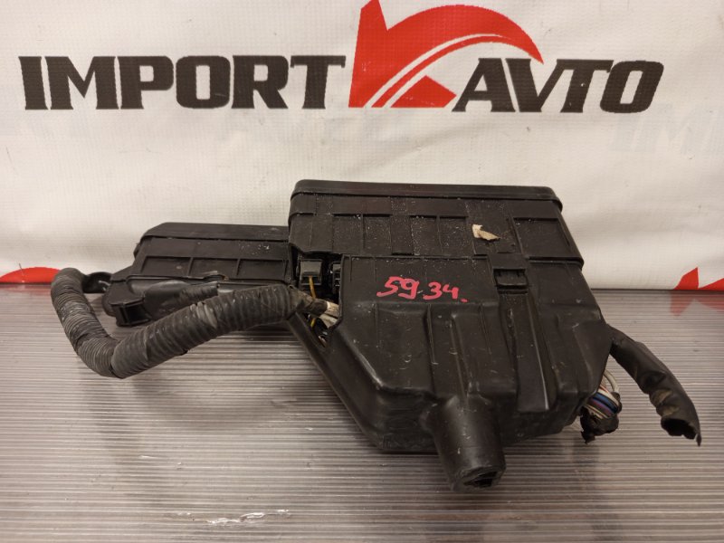 Блок предохранителей TOYOTA CORONA PREMIO ST210 3S-FSE 1997-2001 557363