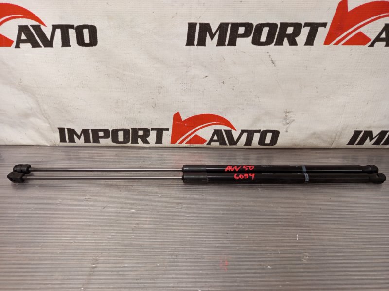 Амортизатор капота TOYOTA CAMRY AVV50 2AR-FXE 2011-2014 565841 Амортизатор капота TOYOTA CAMRY AVV50 2AR-FXE 2011-2014 565841