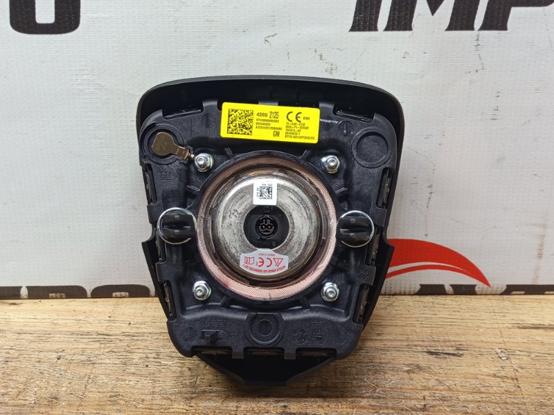 Подушка безопасности водителя CHEVROLET CRUZE J300 F18D4, Z18XER 2008-2012 574032