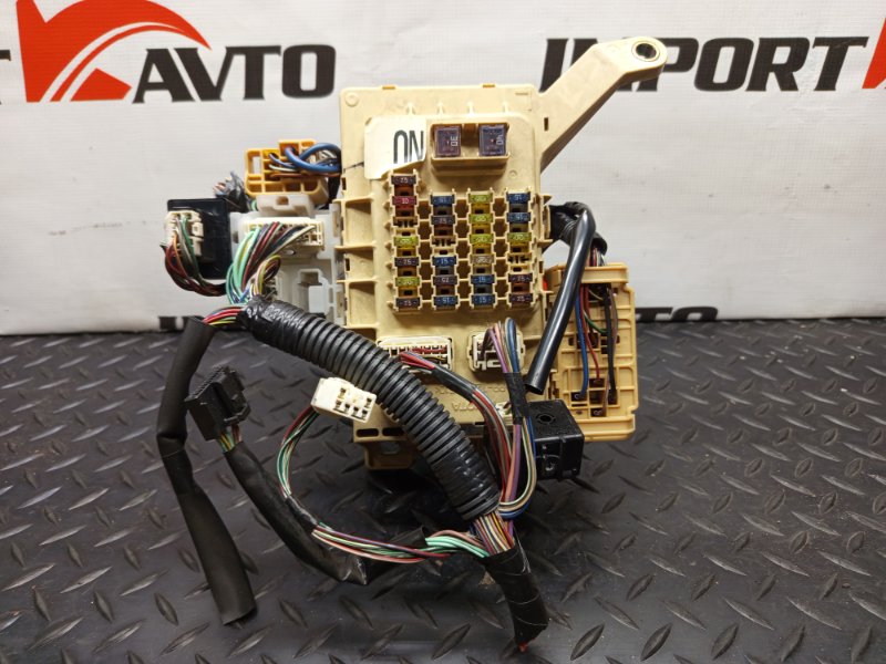 Блок предохранителей LEXUS RX300 MCU15L 1MZ-FE 2000-2003 579577 Блок предохранителей LEXUS RX300 MCU15L 1MZ-FE 2000-2003 579577