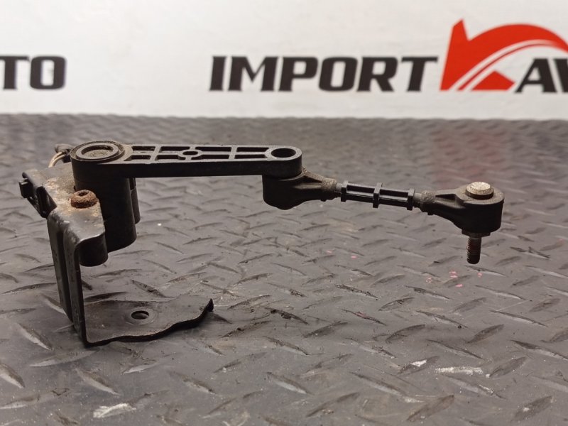 Датчик высоты дорожного просвета LAND ROVER RANGE ROVER L405 448DT 2012-2017 передний левый 579840