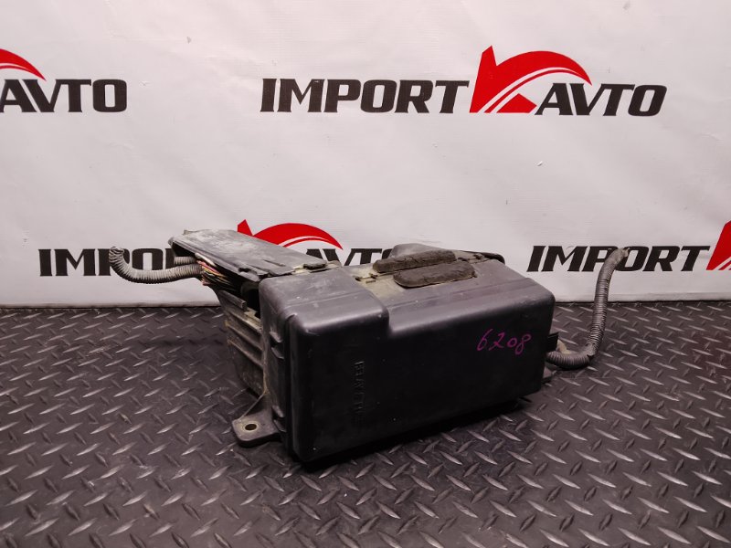 Блок предохранителей LEXUS RX300 MCU15L 1MZ-FE 2000-2003 582340 Блок предохранителей LEXUS RX300 MCU15L 1MZ-FE 2000-2003 582340