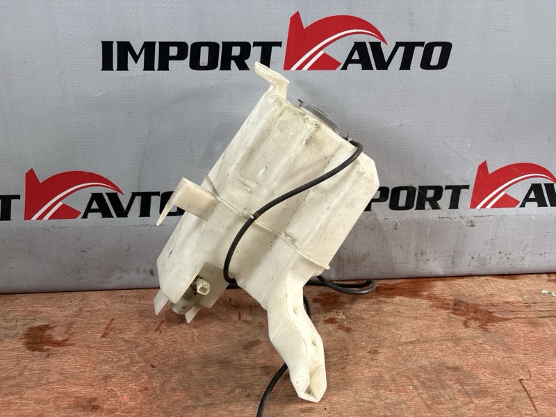 Бачок омывателя NISSAN NV200 VM20 HR16DE 2009-... 589376
