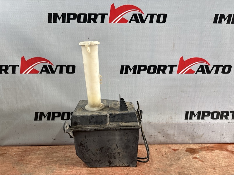 Бачок омывателя MITSUBISHI RVR N61W 4G93-GDI 1999-2002 589386