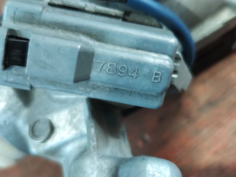 Замок зажигания TOYOTA COROLLA FIELDER NZE164G 1NZ-FE 2012-2015 600072