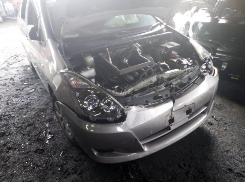 Автомобиль TOYOTA WISH ZNE10G 1ZZ-FE 2005-2009 в разбор 1139