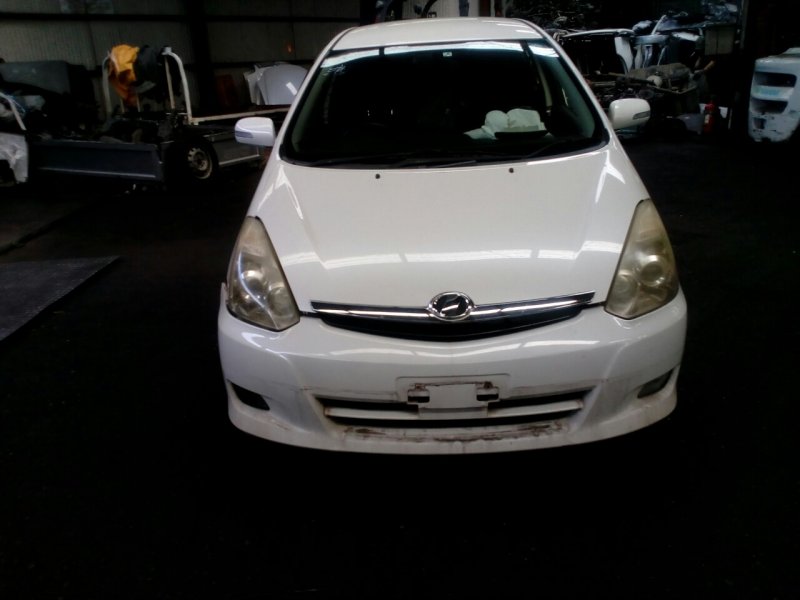 Автомобиль TOYOTA WISH ZNE10G 1ZZ-FE 2005-2009 в разбор 1439