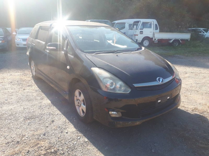 Автомобиль TOYOTA WISH ZNE10G 1ZZ-FE 2005-2009 в разбор 1740