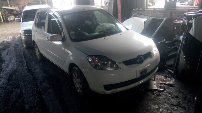 Автомобиль MAZDA DEMIO DY3W ZJ-VE 2005-2007 в разбор 1899