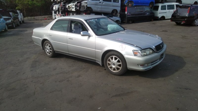 Автомобиль TOYOTA CRESTA JZX100 1JZ-GE 1998-2001 в разбор 3557