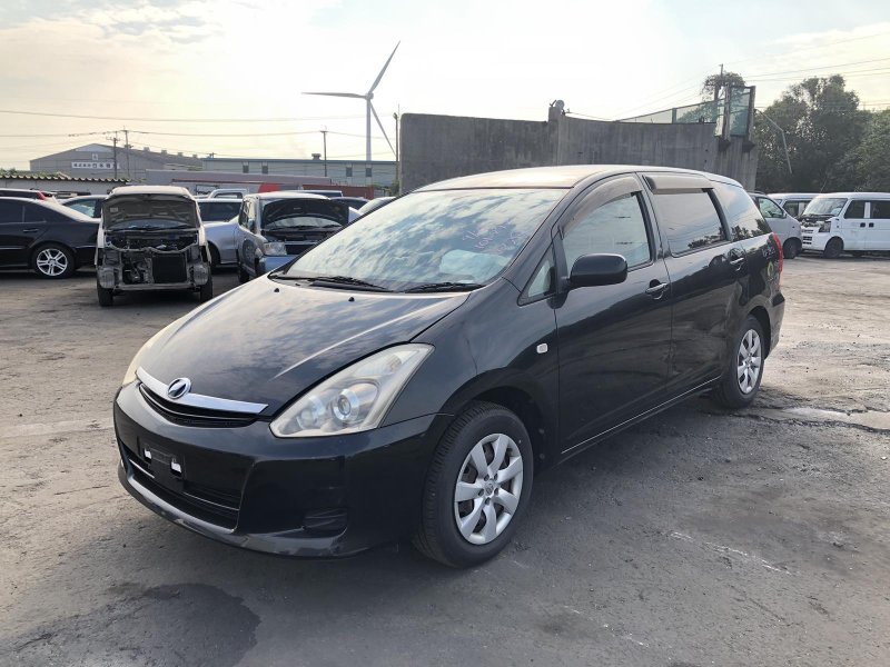 Автомобиль TOYOTA WISH ZNE10G 1ZZ-FE 2005-2009 в разбор 3743