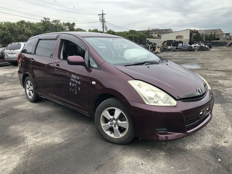 Автомобиль TOYOTA WISH ZNE10G 1ZZ-FE 2005-2009 в разбор 3745