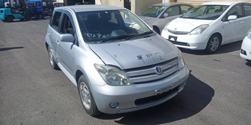 Автомобиль TOYOTA IST NCP65 1NZ-FE 2002-2005 в разбор 4127